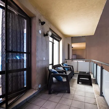 Daire Opal Luxury Aviatiei Bükreş