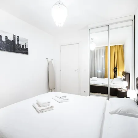 Opal Luxury Aviatiei