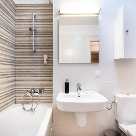 Opal Luxury Aviatiei *