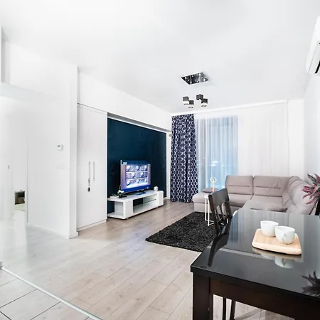 Opal Luxury Aviatiei *