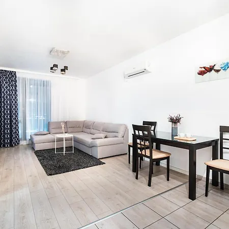 Opal Luxury Aviatiei Lägenhet *