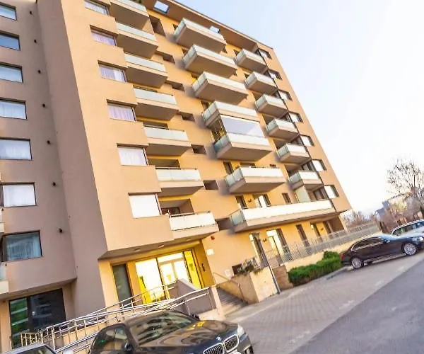 Opal Luxury Aviatiei