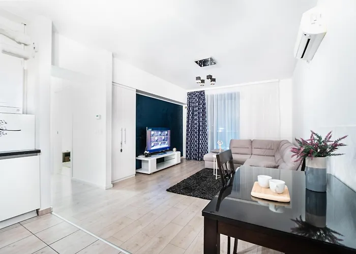 Opal Luxury Aviatiei *